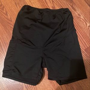 SHEIN maternity biker short